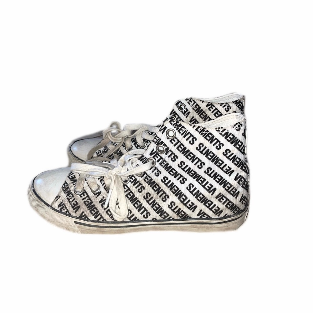 VETEMENT HIGH TOPS